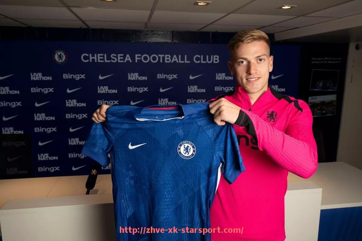 星空体育-世俱杯外援政策更新内容与联赛结构影响探讨