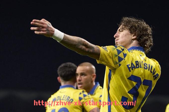 星空体育-西甲联赛300球记录的球员及其历史地位