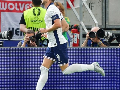 星空体育-火箭队vs公牛比赛录像全集及比分走势