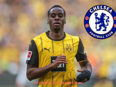 星空体育-法甲赛季战术趋势解析：从高压逼抢到防守反击演变轨迹