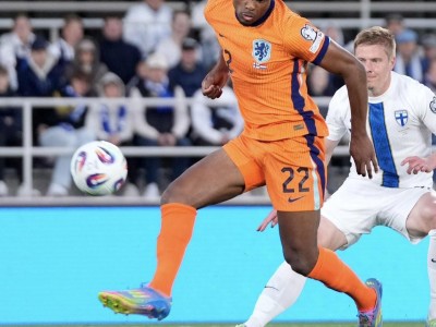 星空体育-中超联赛金元风暴:中超金元足球时代的商业化与影响分析